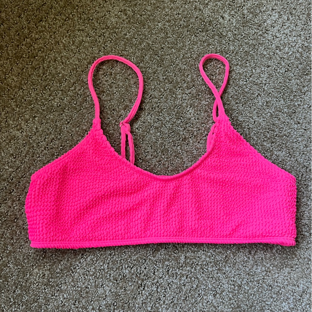 NWOT Pink Bikini Top